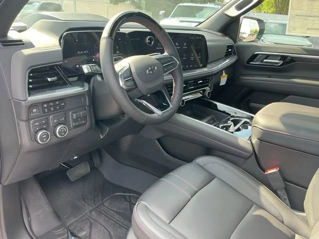2025 Chevrolet Suburban RST - Photo 10
