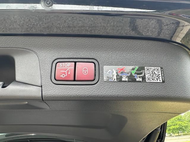 New 2026 Black Mercedes-Benz GLS 450 image 91