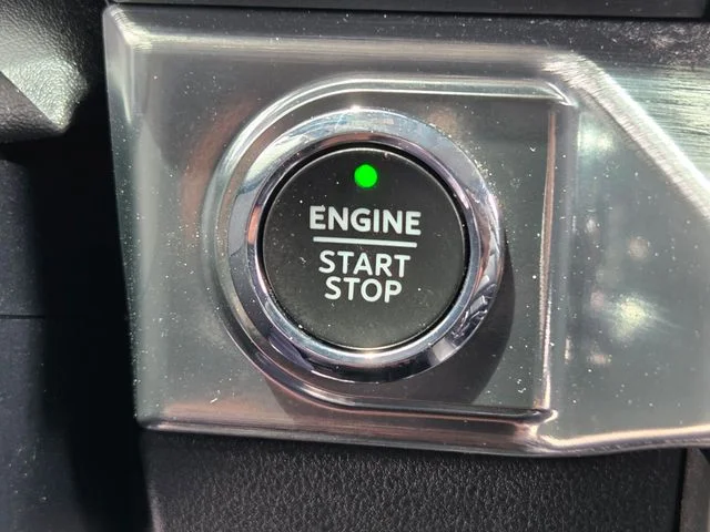 Used 2021 Silver Ford Lariat image 21