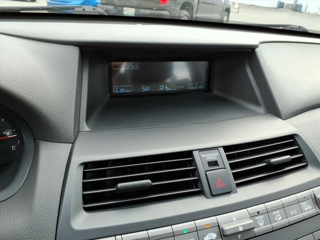 Used 2010  Honda EX-L image 21