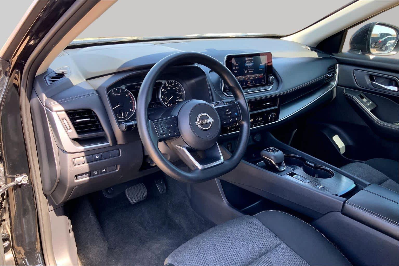 Used 2024 Super Black Nissan SV image 18