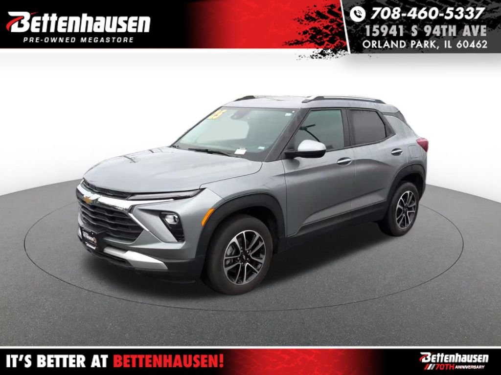 Used 2025 Gray Chevrolet LT image 1
