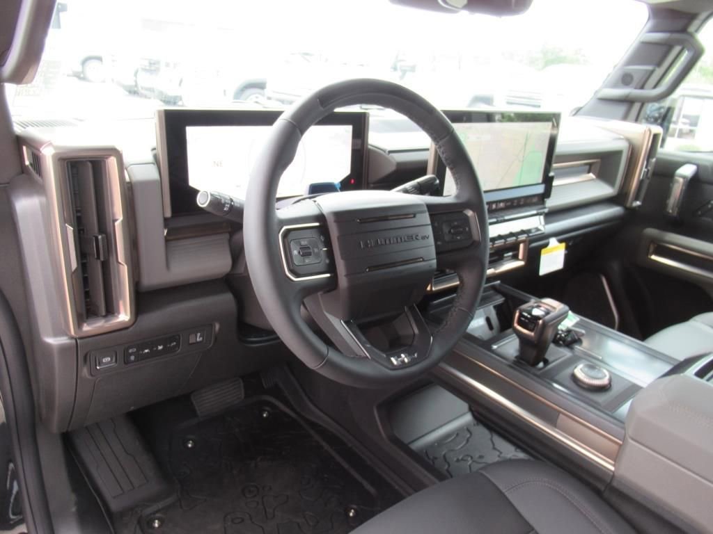 2025 GMC HUMMER EV 2X - Photo 14