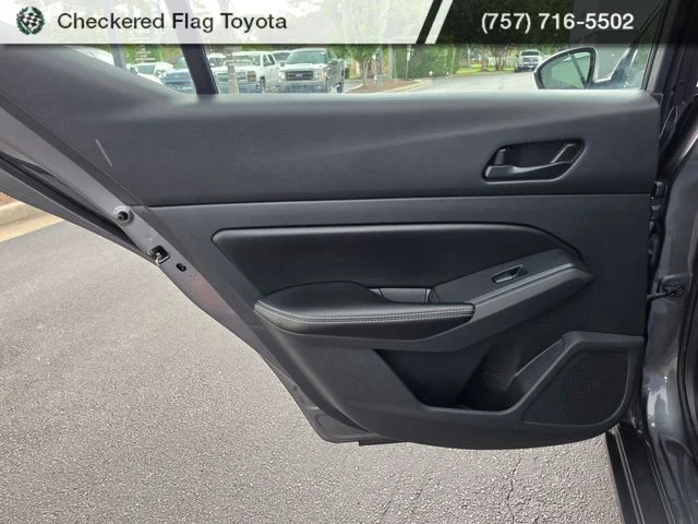 Used 2025 Gun Metallic Nissan 2.5 SV image 24