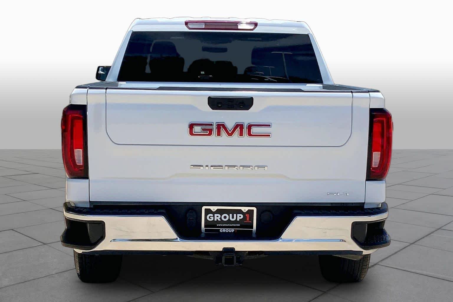 Used 2025 Summit White GMC SLT image 5