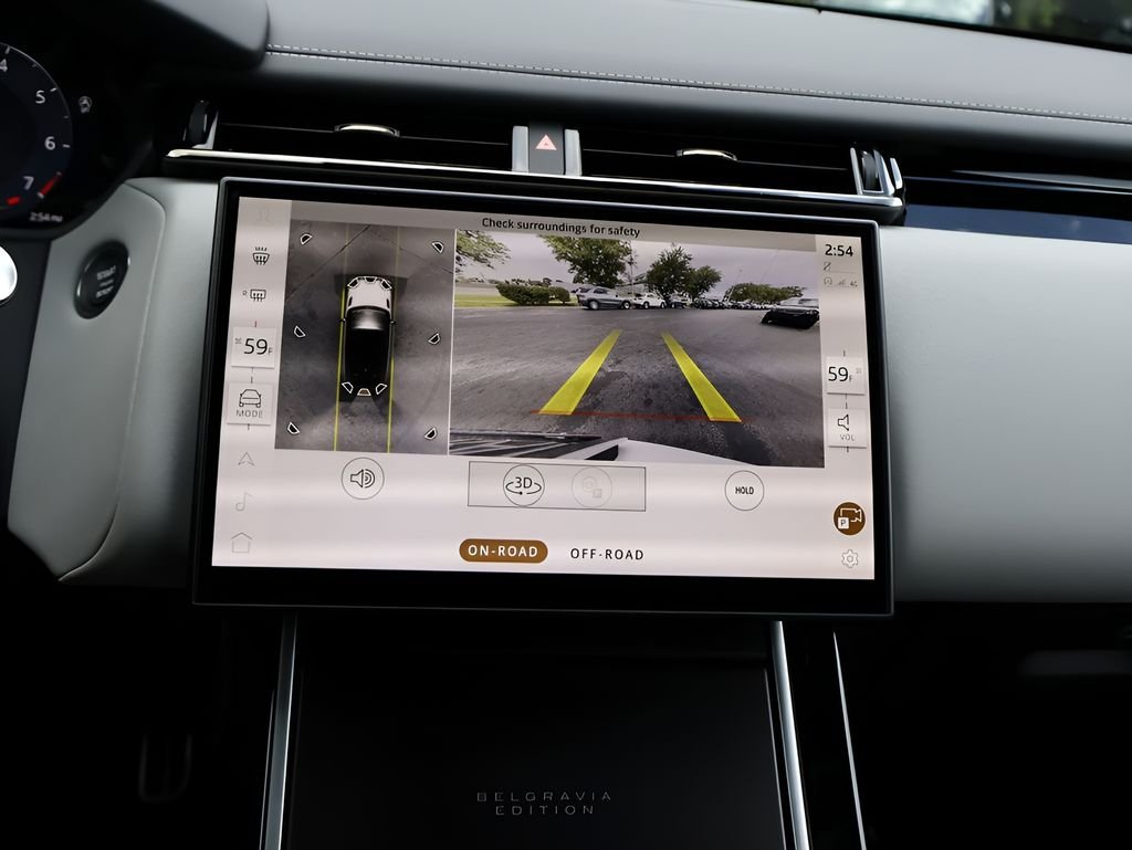 New 2026 Fuji White Land Rover  image 23