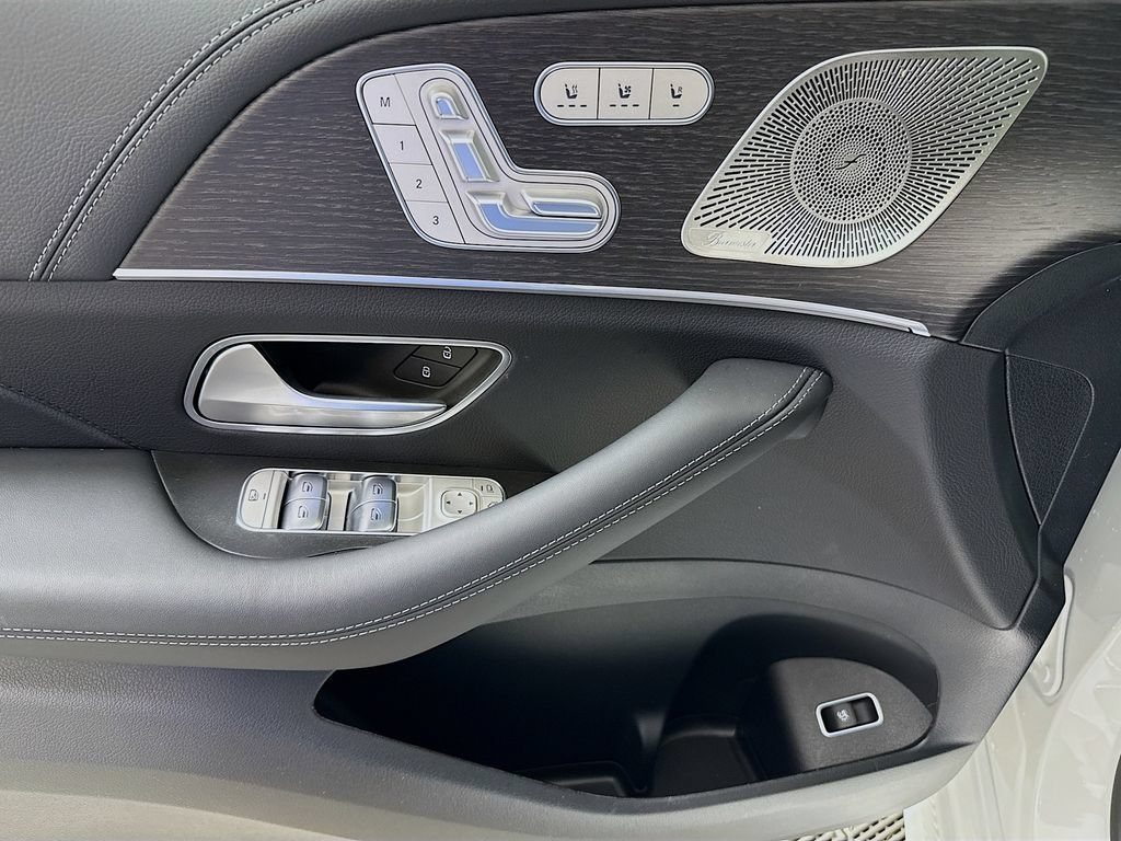 New 2026 Polar White Mercedes-Benz AMG® GLE 53 4MATIC+ SUV image 52