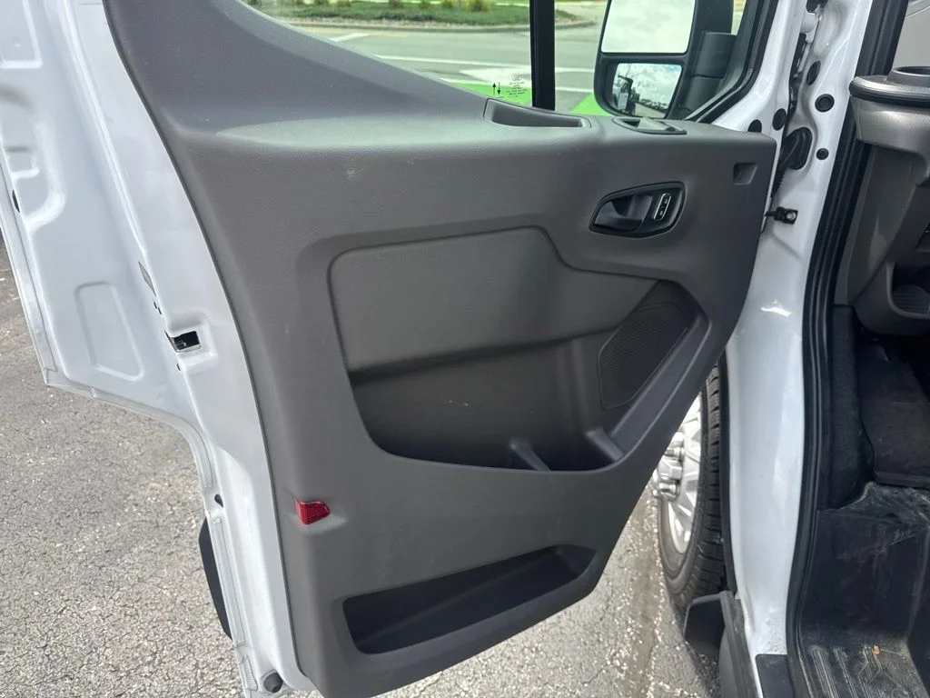 Used 2025 White Ford Base image 13