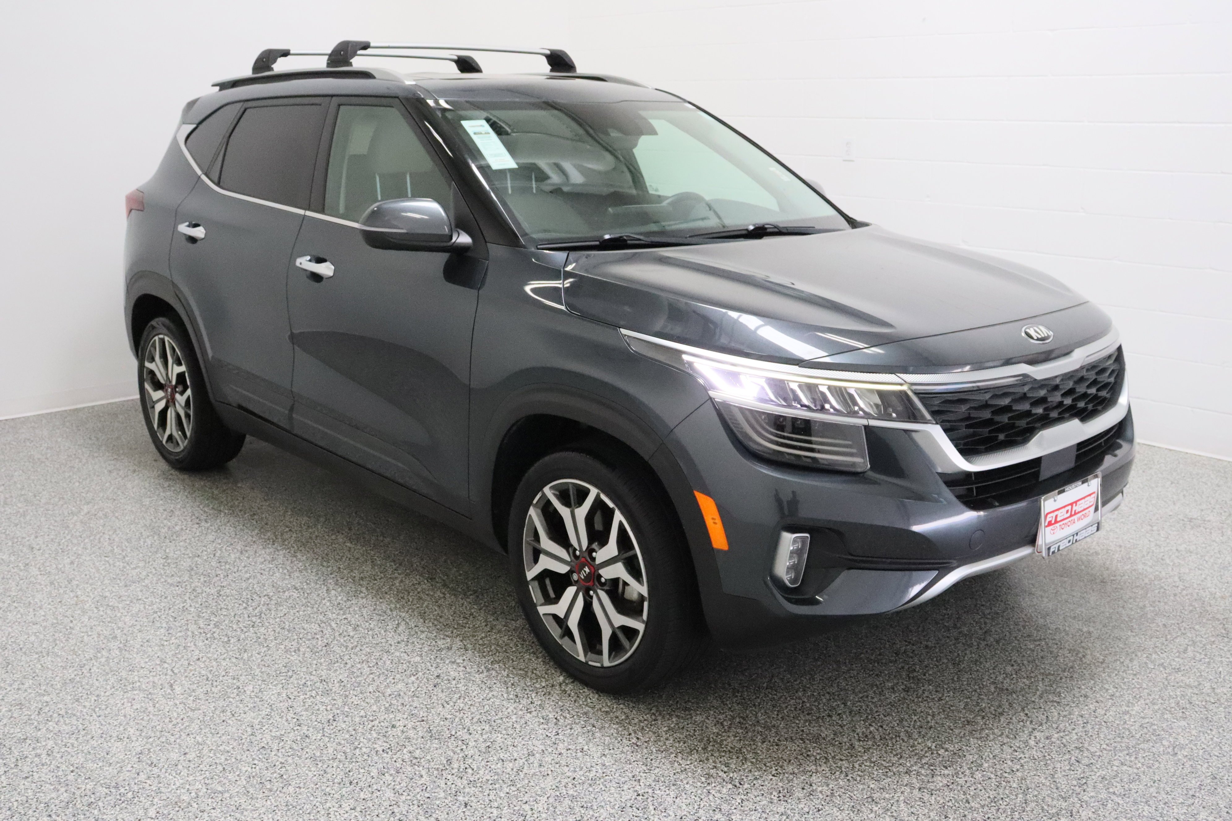 Used 2021 Gravity Gray Kia SX 1.6T image 4
