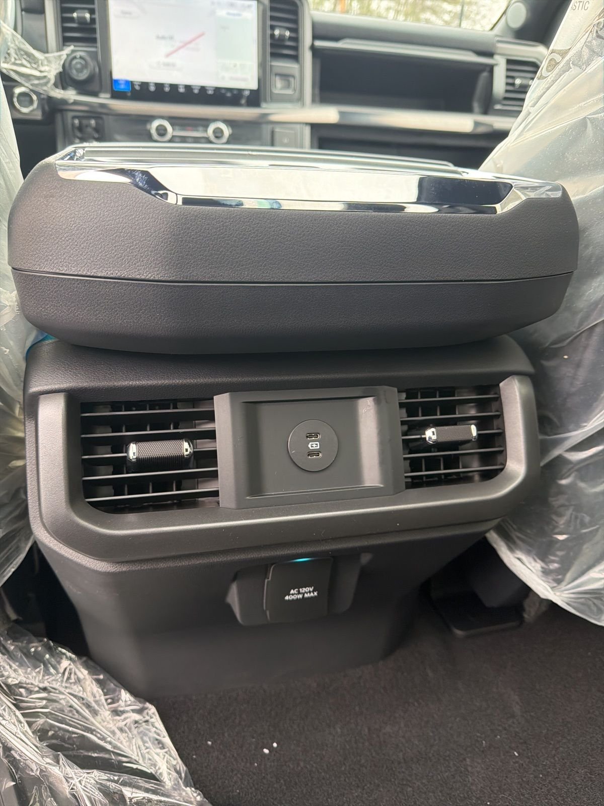 New 2026 Agate Black Metallic Ford Lariat® image 15