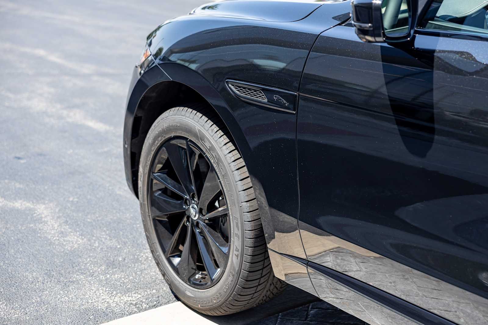 2026 Jaguar F-Pace R-Dynamic S - Photo 39
