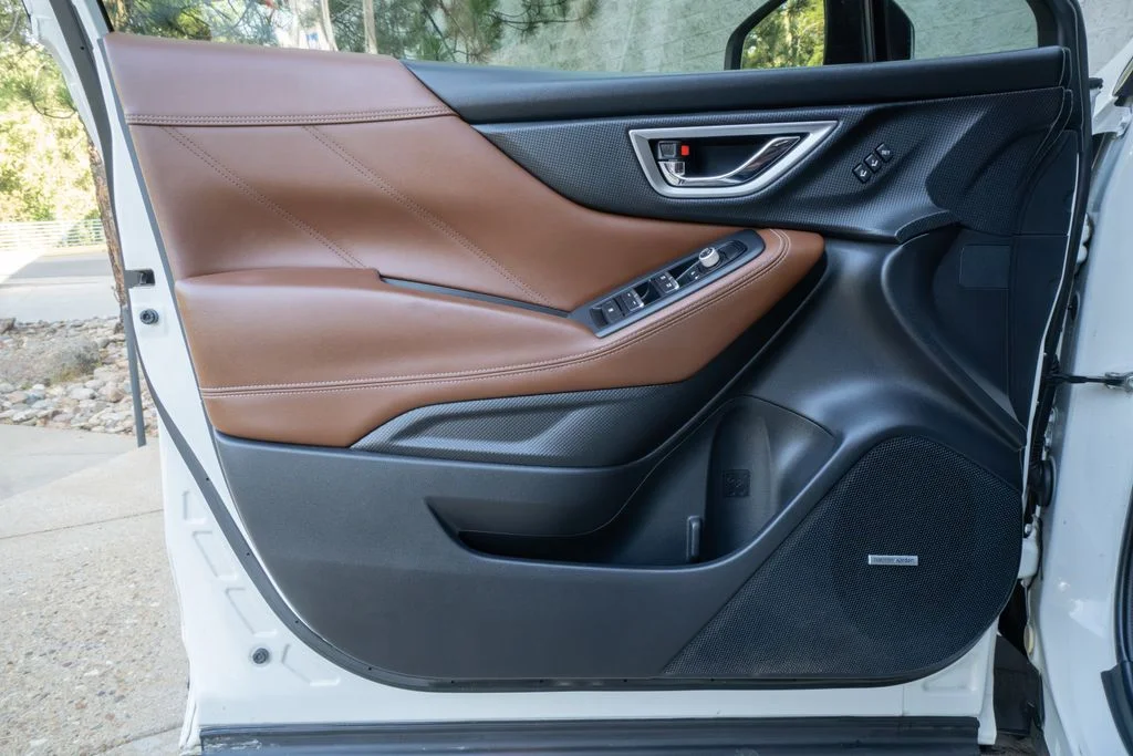 Used 2019 White Subaru Touring image 7