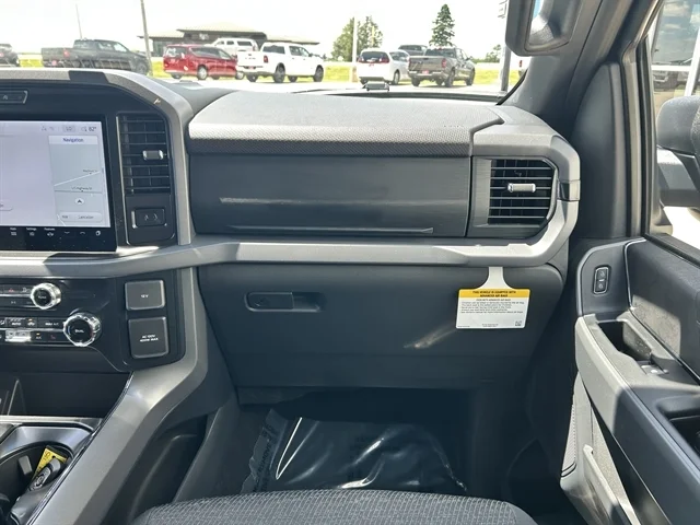 New 2026 Agate Black Metallic FORD XLT image 34