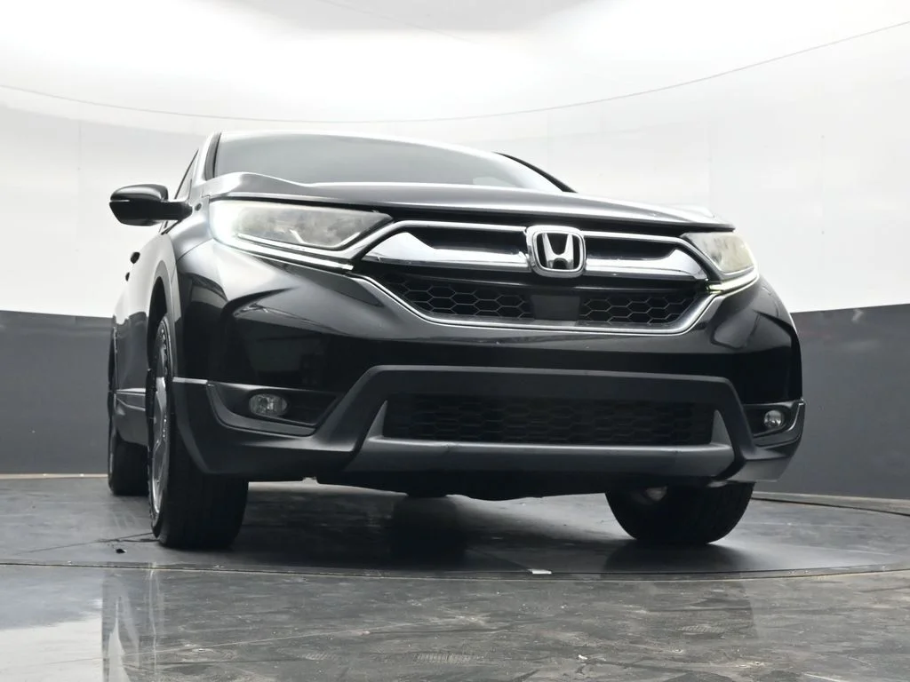 Used 2018 Crystal Black Pearl Honda EX-L image 31