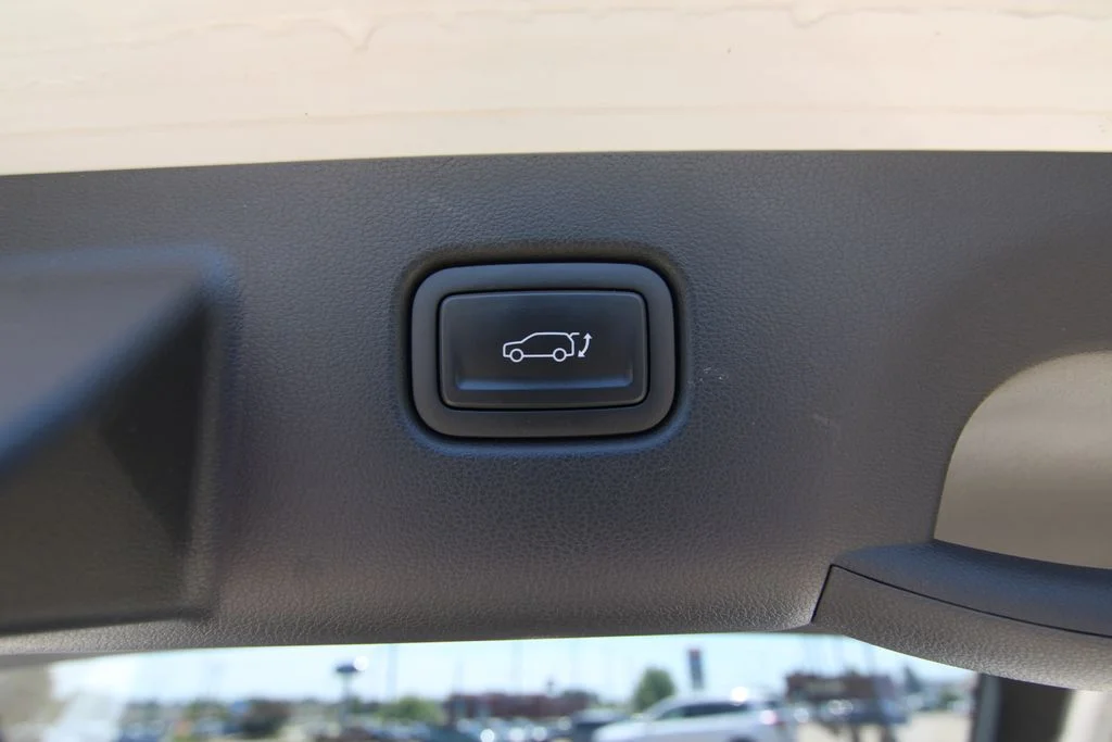 Used 2024 White Hyundai Limited image 38