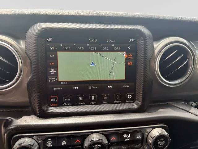 Used 2022 Black Jeep Unlimited Sahara image 20