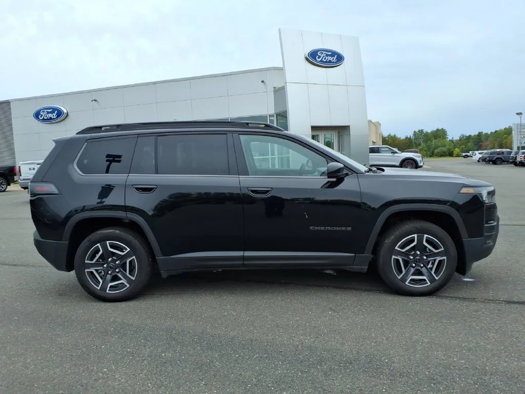 2026 Jeep Cherokee Limited - Photo 8