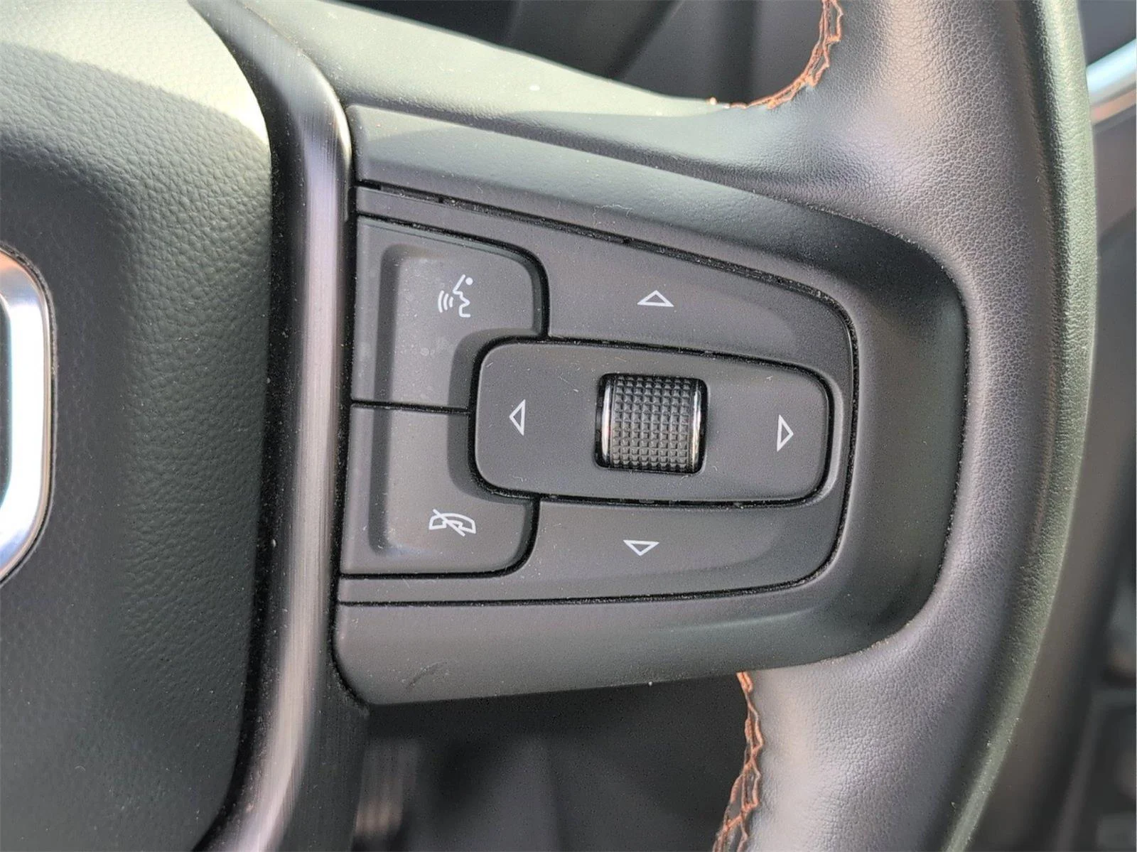 Used 2023 Forest Metallic GMC AT4 image 24