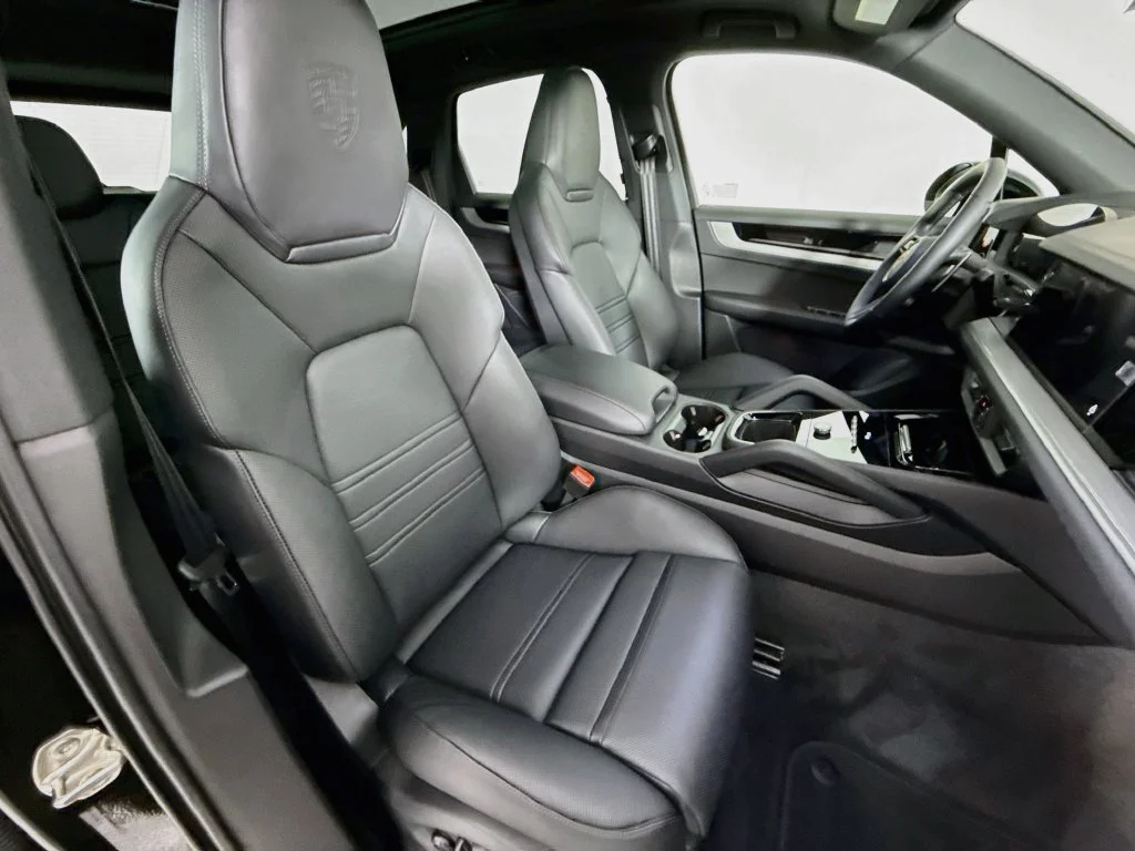 New 2026 Chromite Black Metallic Porsche  image 30
