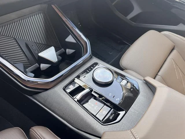 New 2026 Skyscraper Grey Metallic BMW 30 xDrive image 12