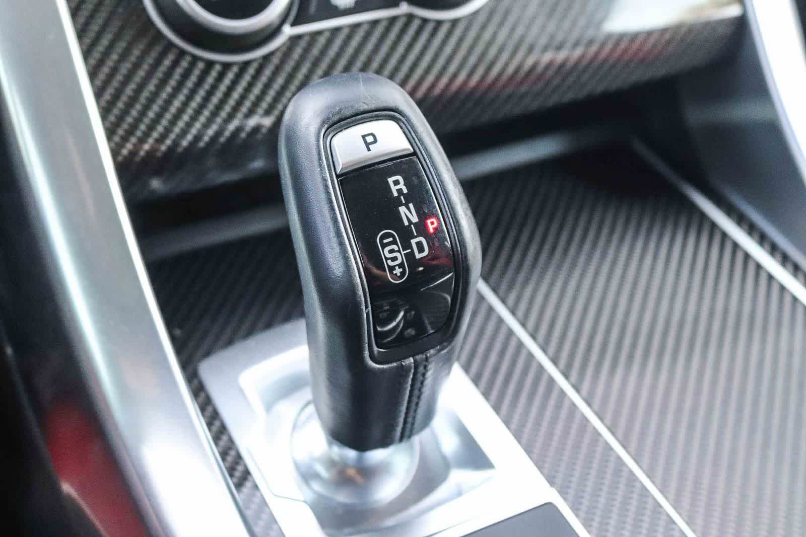 Used 2017 Black Land Rover SVR image 23