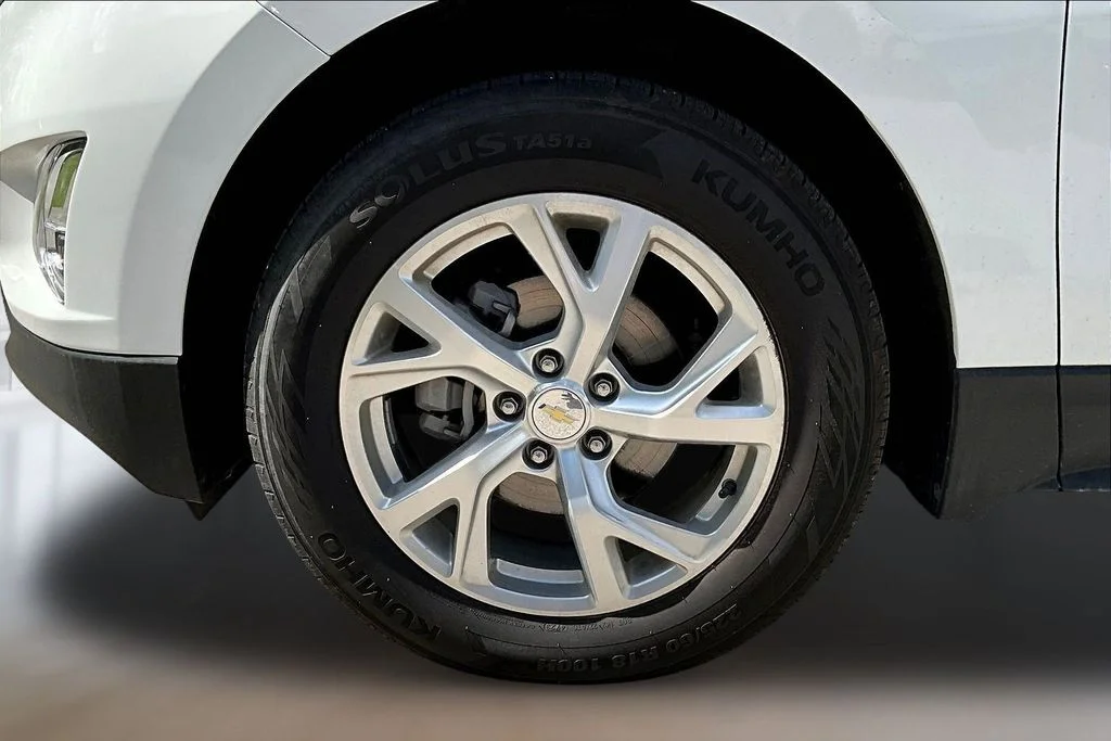 Used 2021 Summit White Chevrolet Premier image 32