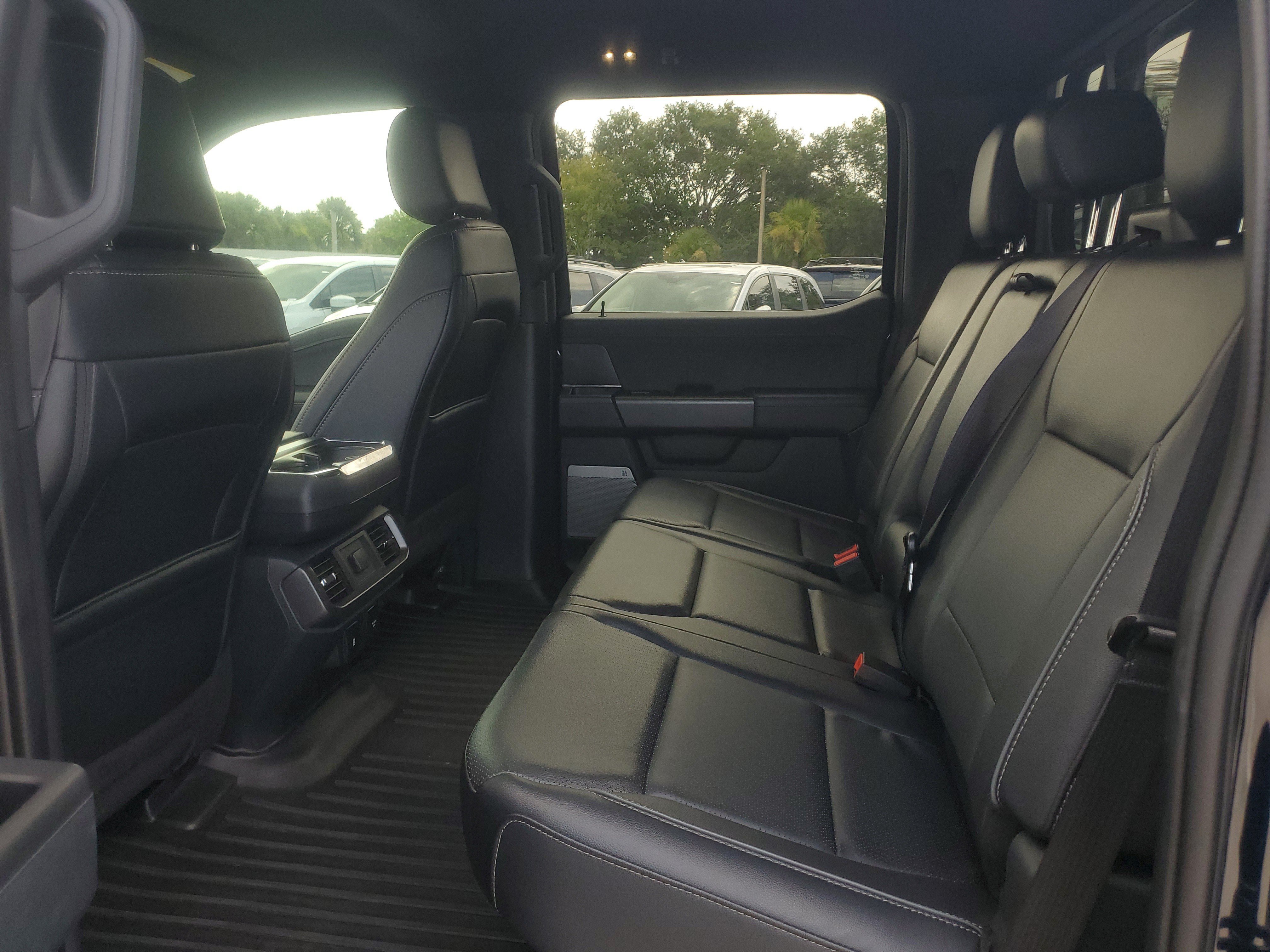 Used 2025 Antimatter Blue Metallic Ford LARIAT image 15