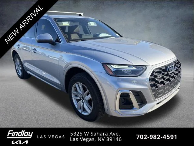 Used 2022  Audi 45 S line Premium image 3