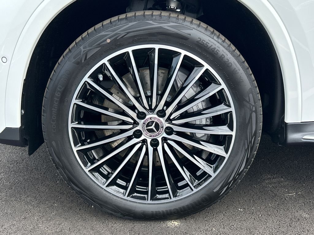 New 2026 Polar White Mercedes-Benz GLC 300 image 33