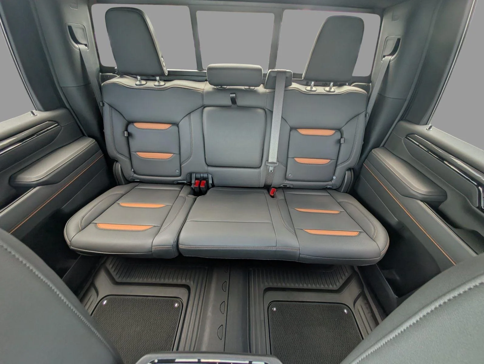New 2026 Sterling Metallic GMC AT4 image 41