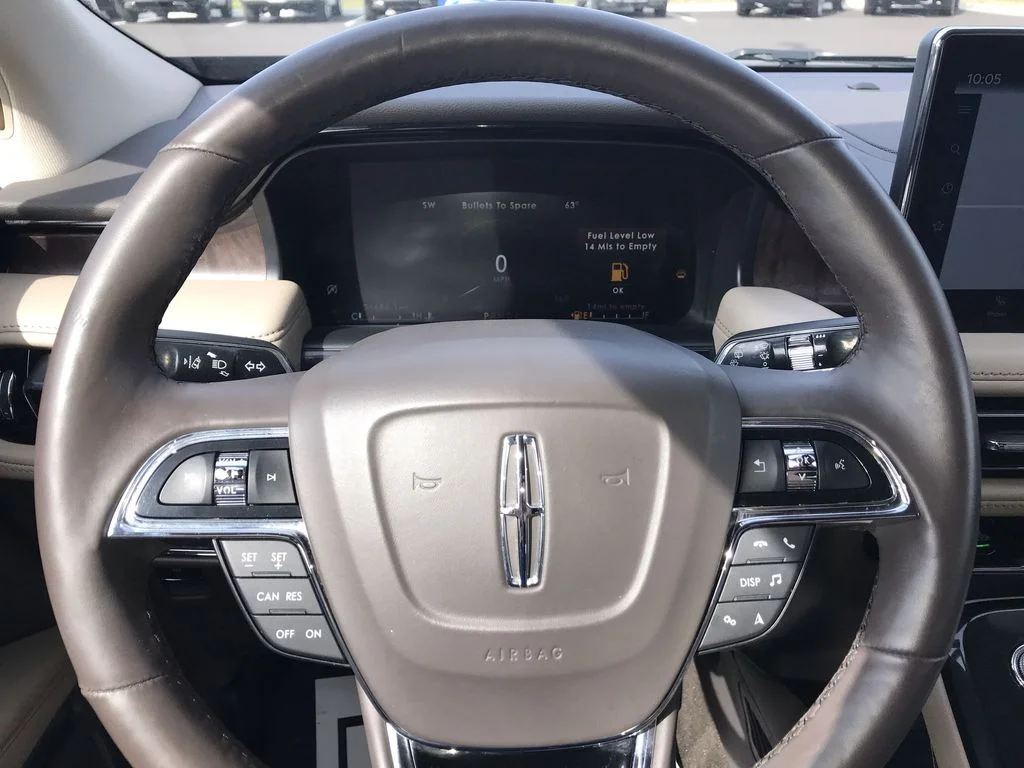 Used 2022 Blue Lincoln Reserve image 14