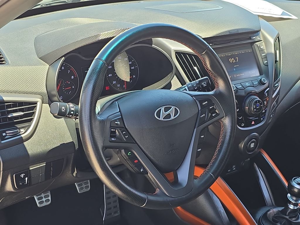 Used 2016 Black Hyundai Turbo image 18