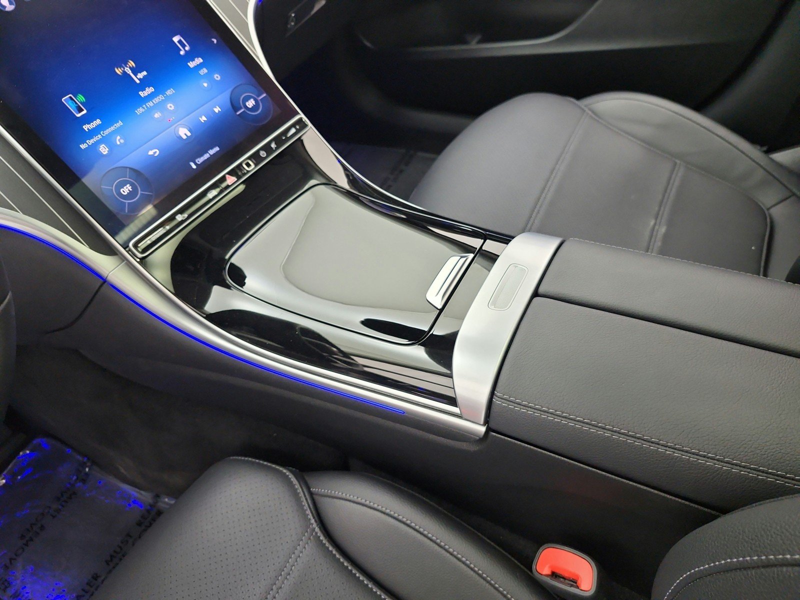 Used 2023 Graphite Grey Metallic Mercedes-Benz C 300 Sedan image 19