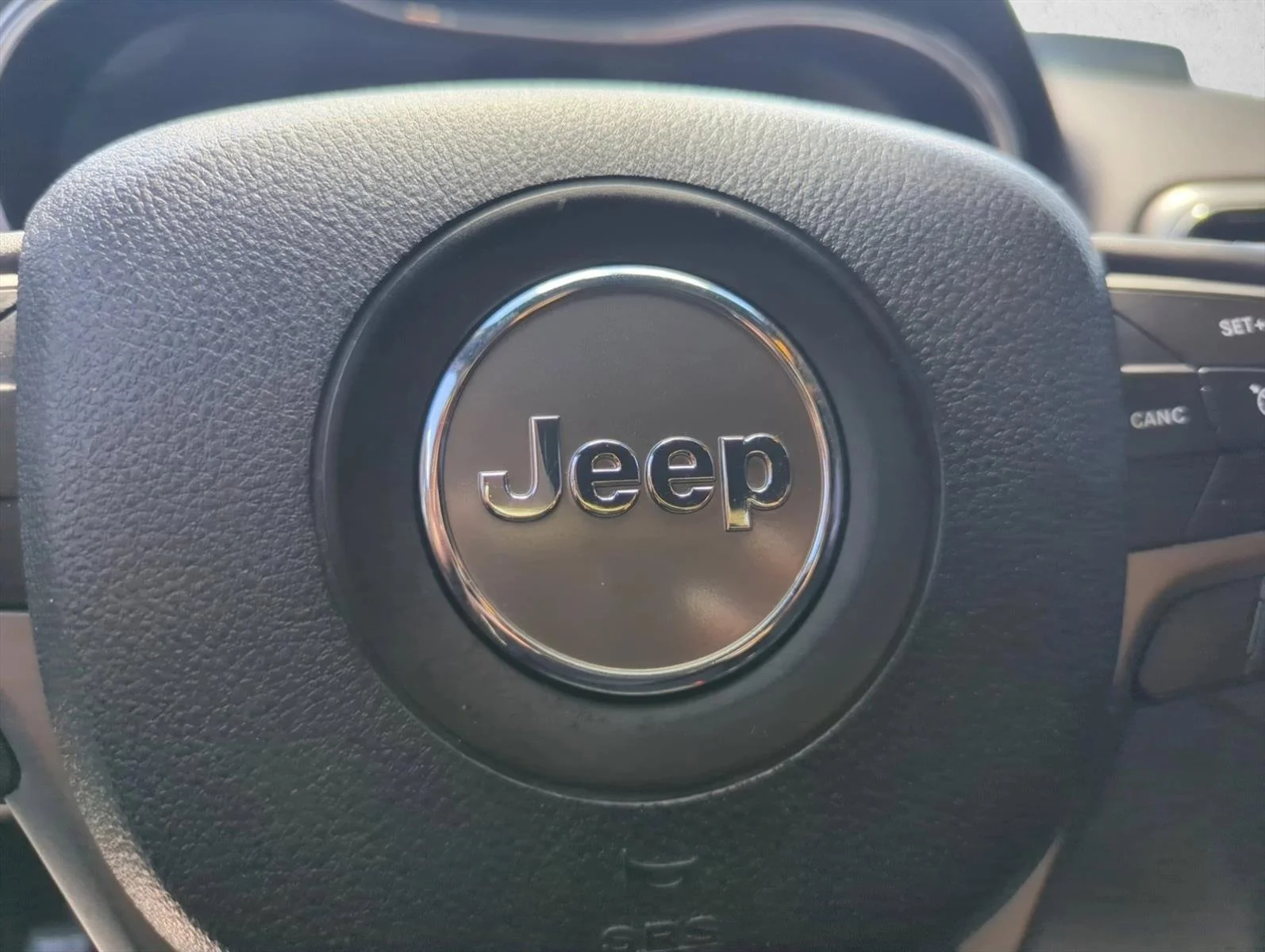 Used 2018 Bright White Clearcoat Jeep Upland image 27