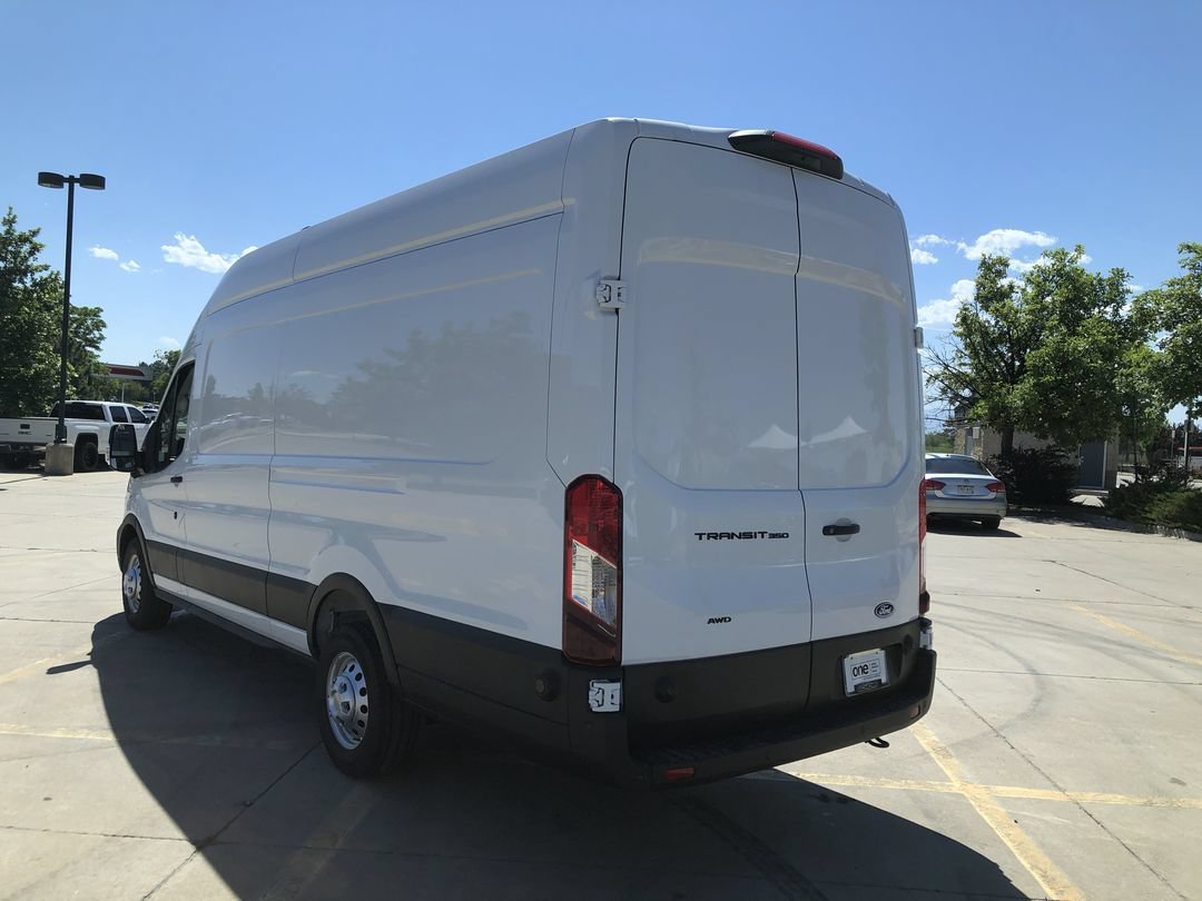 New 2026 Oxford White Ford  image 9