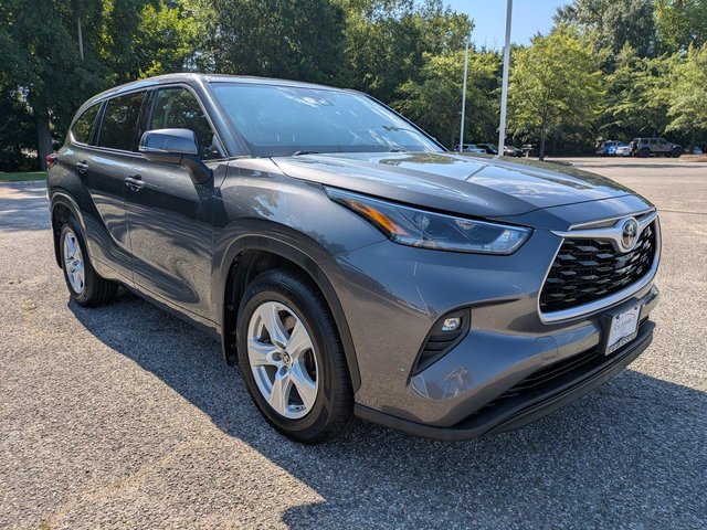 2021 Toyota Highlander LE