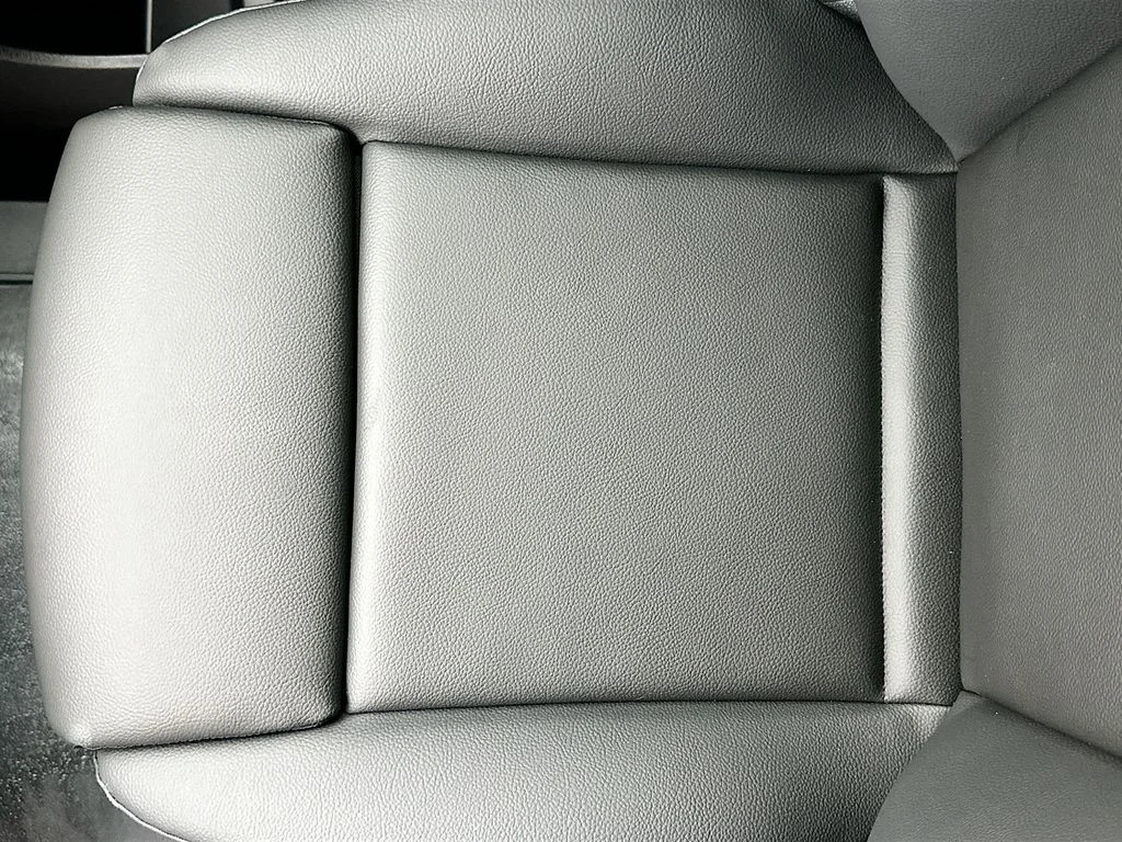Used 2025 White Mercedes-Benz Cargo 144 WB image 15