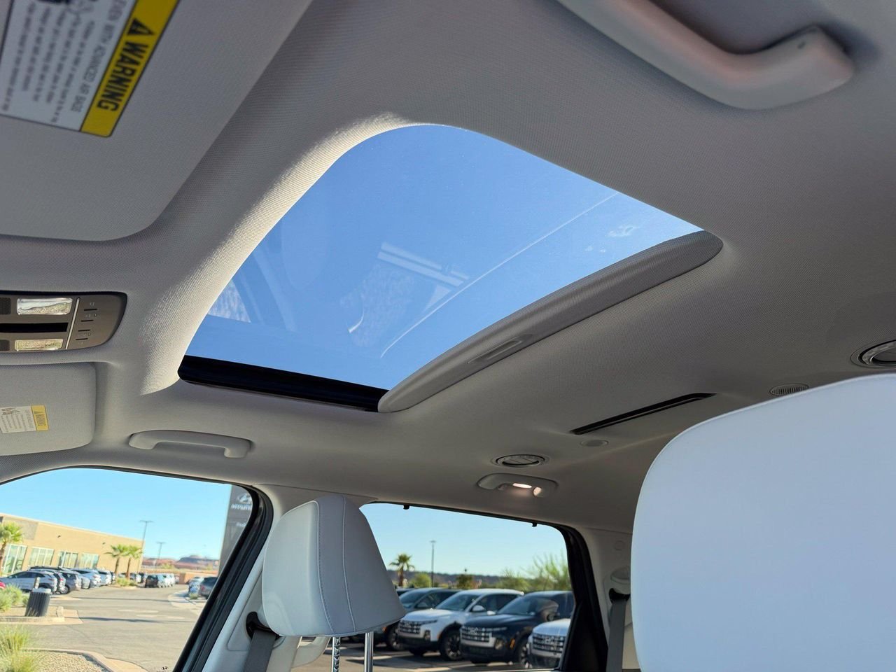 New 2027 Gray Hyundai SEL Premium image 32