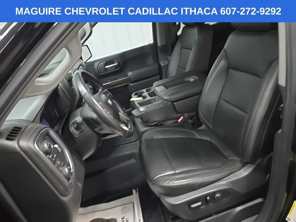 Used 2019 BLACK Chevrolet LT image 31