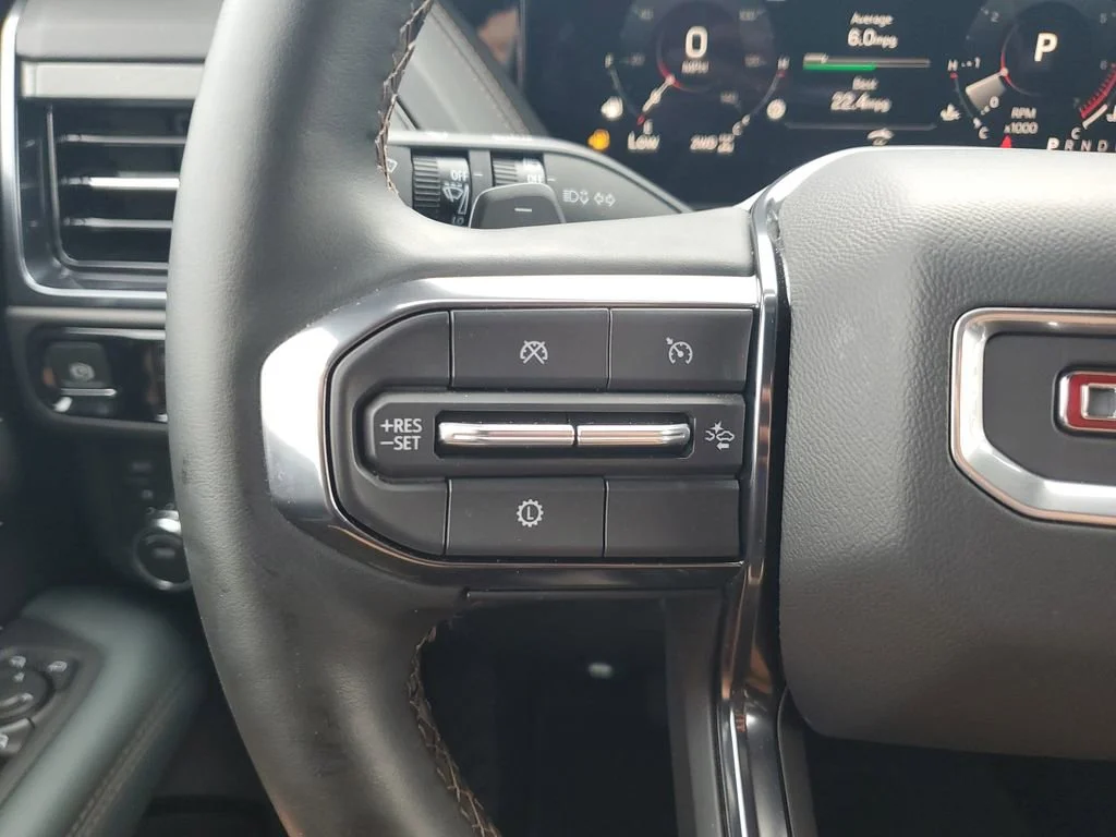 Used 2025 Sterling Metallic GMC AT4 image 21