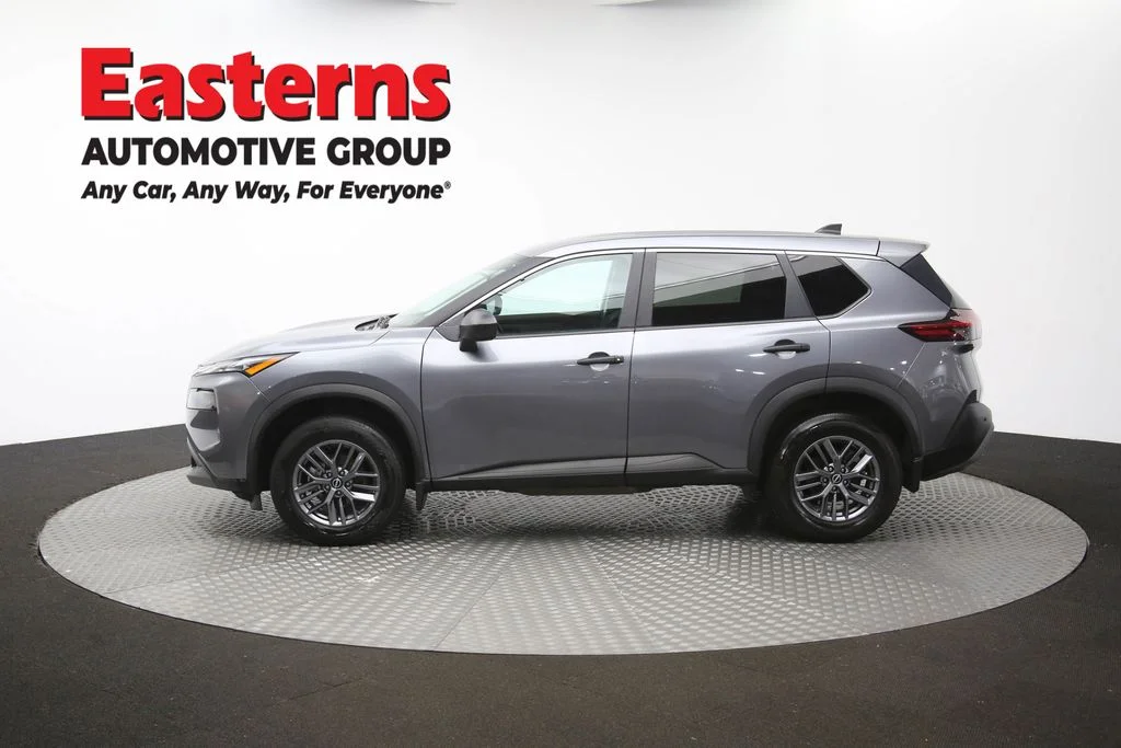 Used 2023 Gray Nissan S image 61