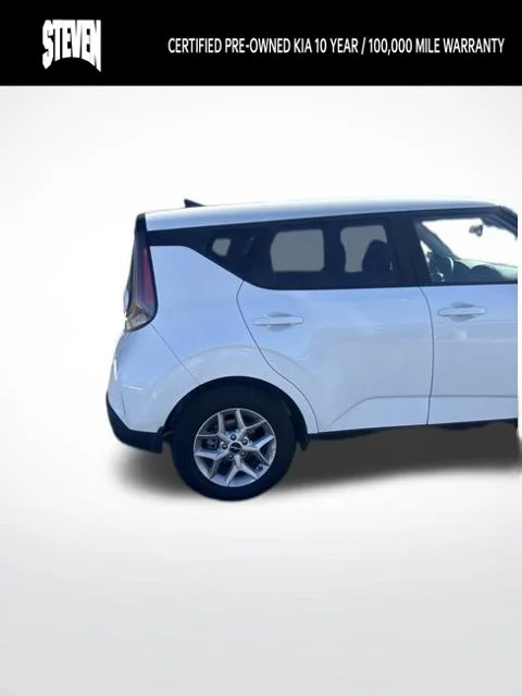Used 2025 White Kia LX image 11