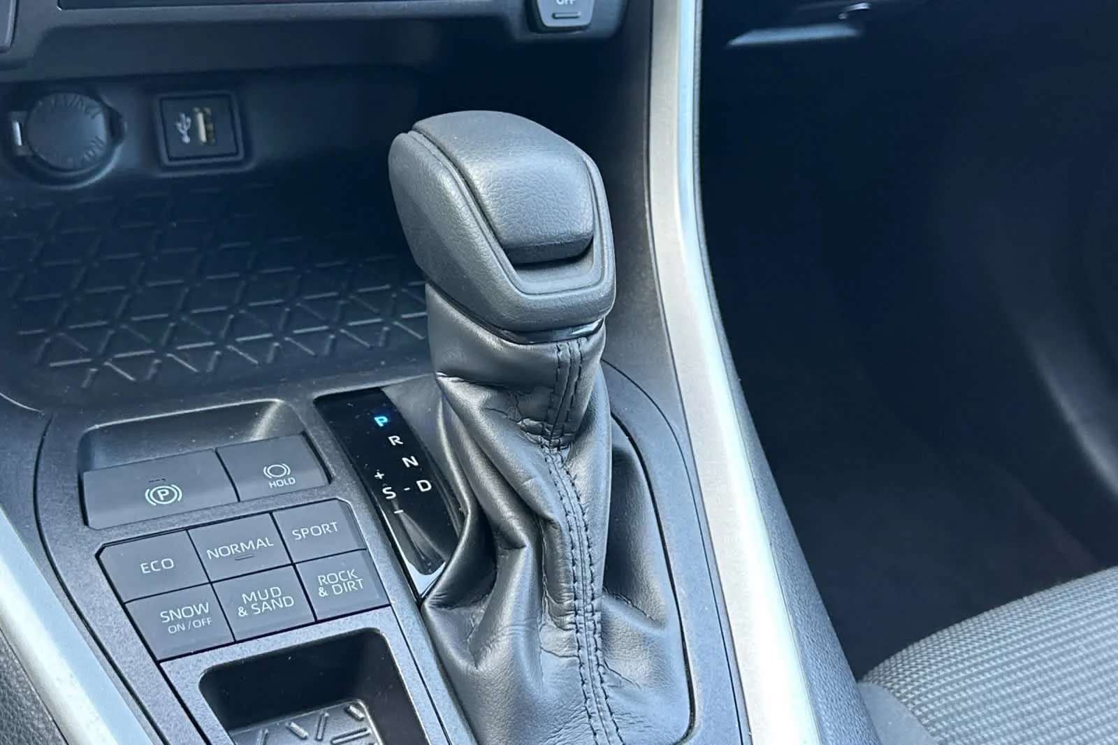 Certified Used 2025 Midnight Black Metallic Toyota LE image 21