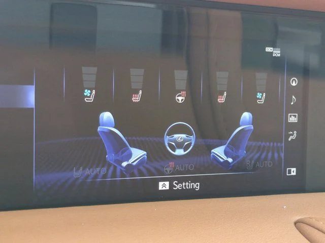Certified Used 2021 ULTRA WHITE Lexus 500 image 21