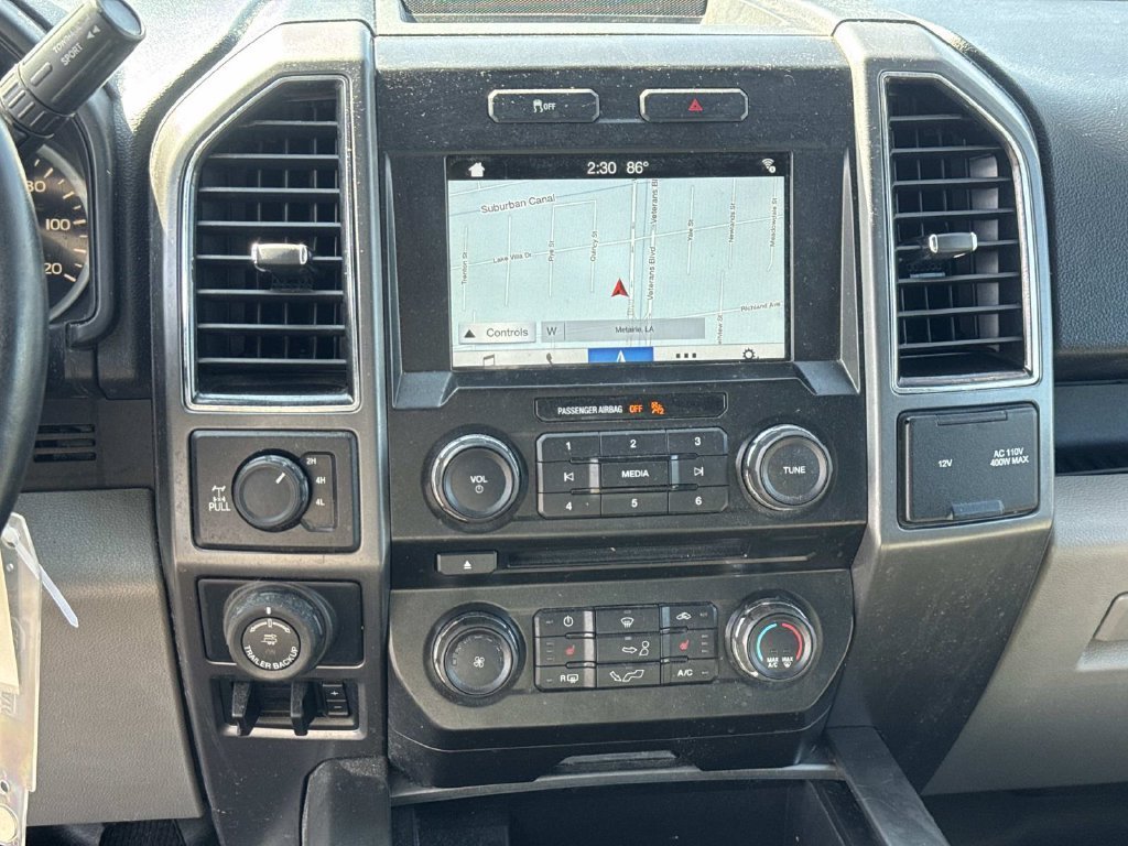 Used 2017 Blue Ford XLT image 24
