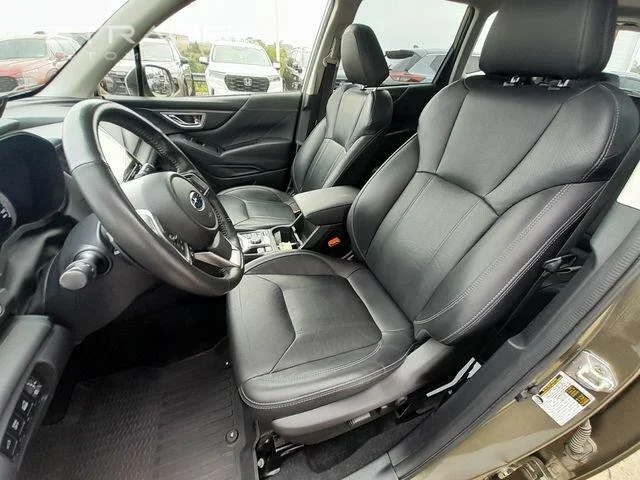 Used 2023  SUBARU  image 40