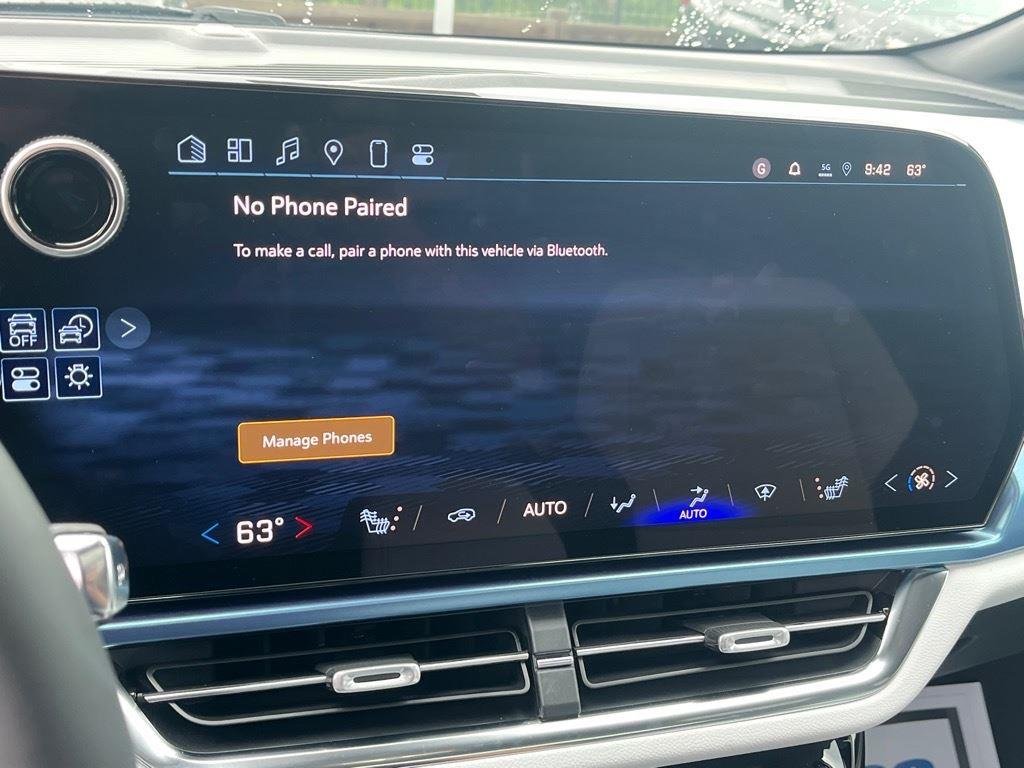 2025 Chevrolet Equinox EV LT - Photo 23