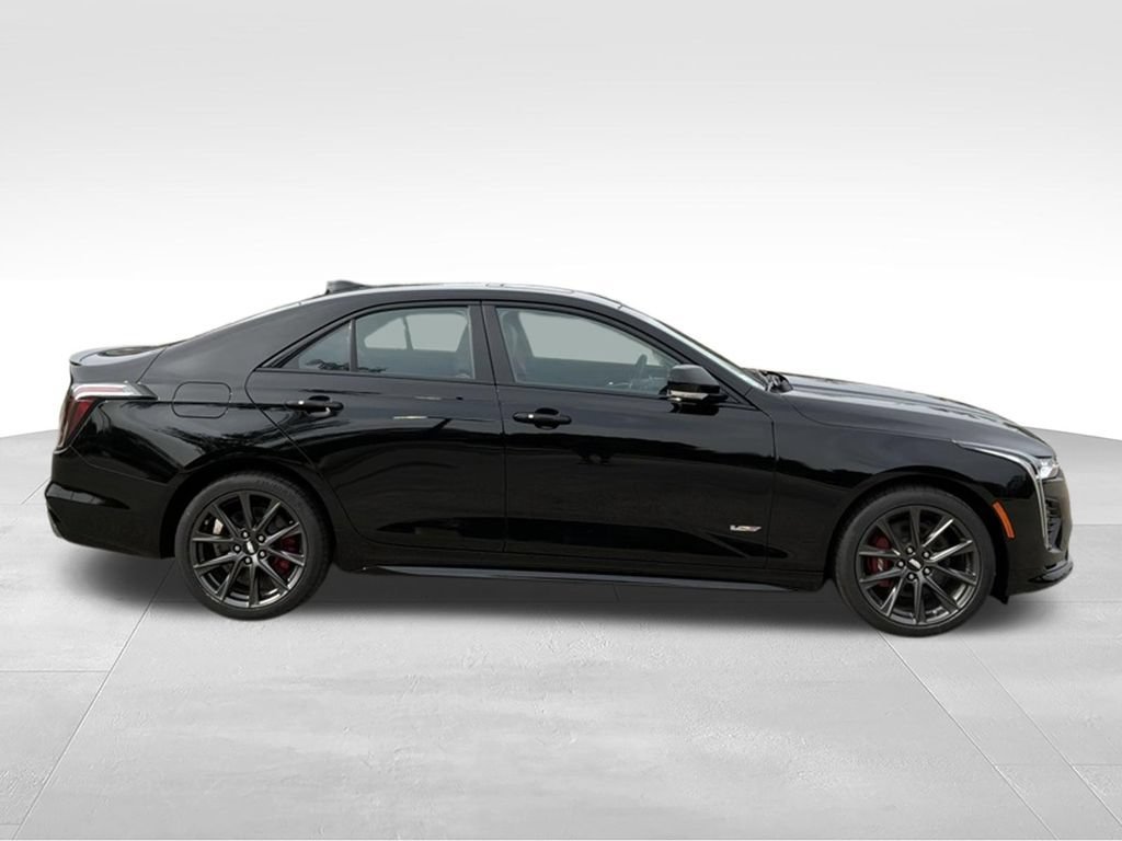2026 Cadillac CT4 V-Series - Photo 14