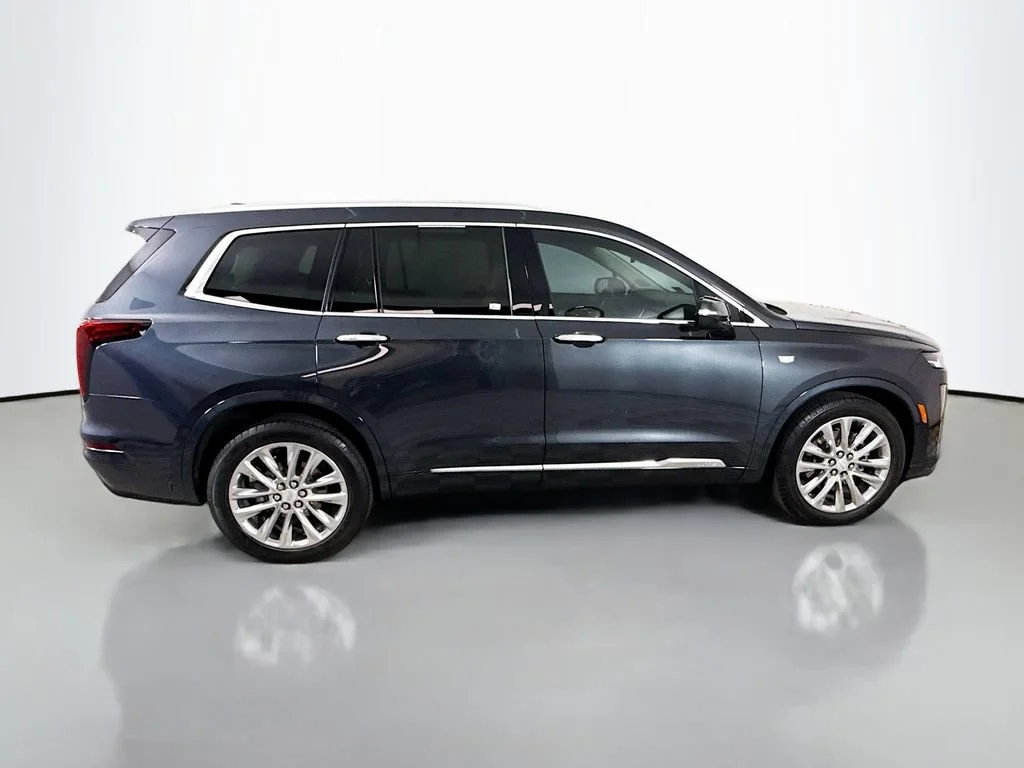 Used 2023 Wilder Metallic Cadillac Premium Luxury image 9