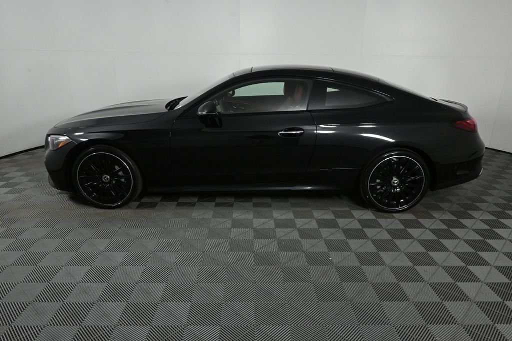New 2026 Obsidian Black Metallic Mercedes-Benz CLE 450 image 3